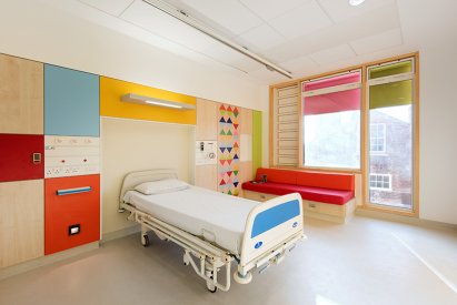 Исцеляющий цвет. Оформление палат детской больницы от Мораг Мейерскоф